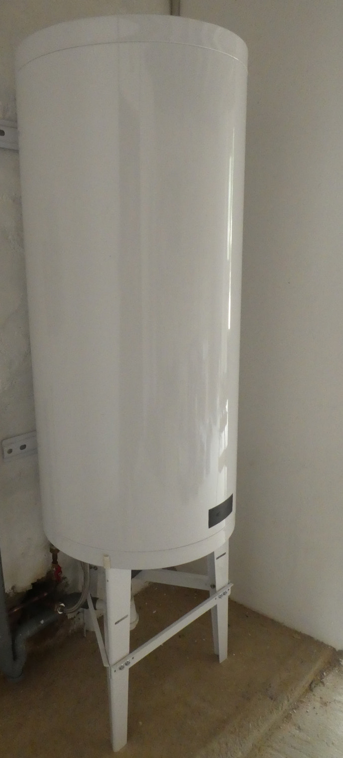 v2?sig=c7622923b42d9096f59aadf81ac865117e7e2674615f34c3585125dacef97354