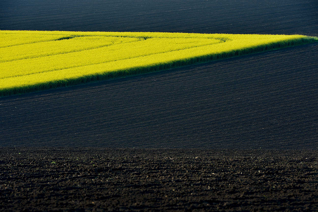 Contarst by Tsoncho Balkandjiev on 500px.com