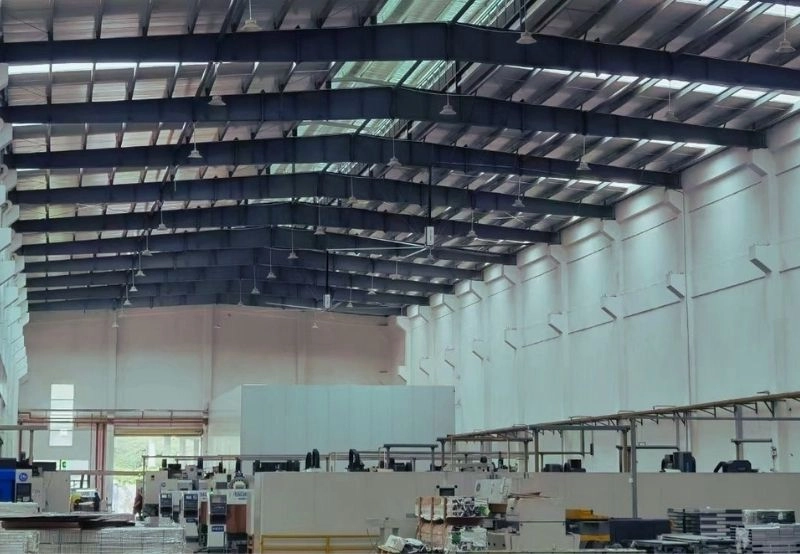 RTFANS-industrial-ceiling-fan-for-CNC-factory