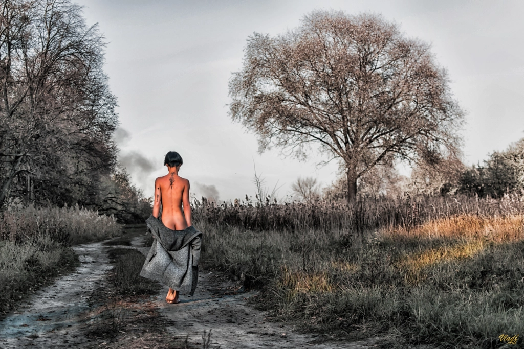 Walk light by Vladi Arti on 500px.com