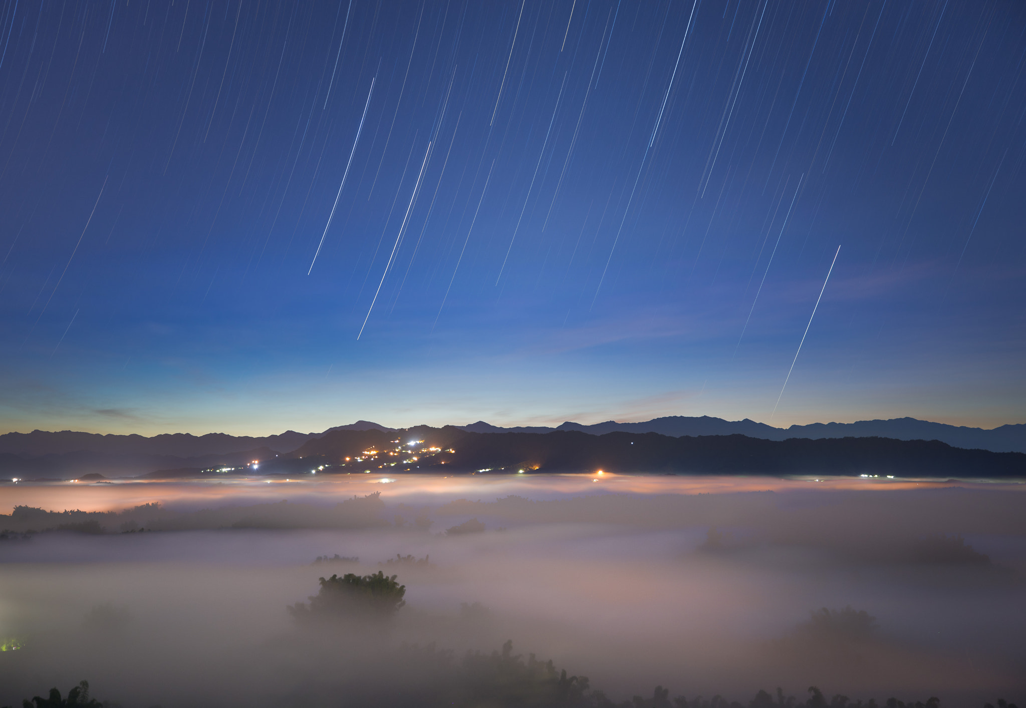 Starry sky and sea of clouds - Taiwan, Erliao