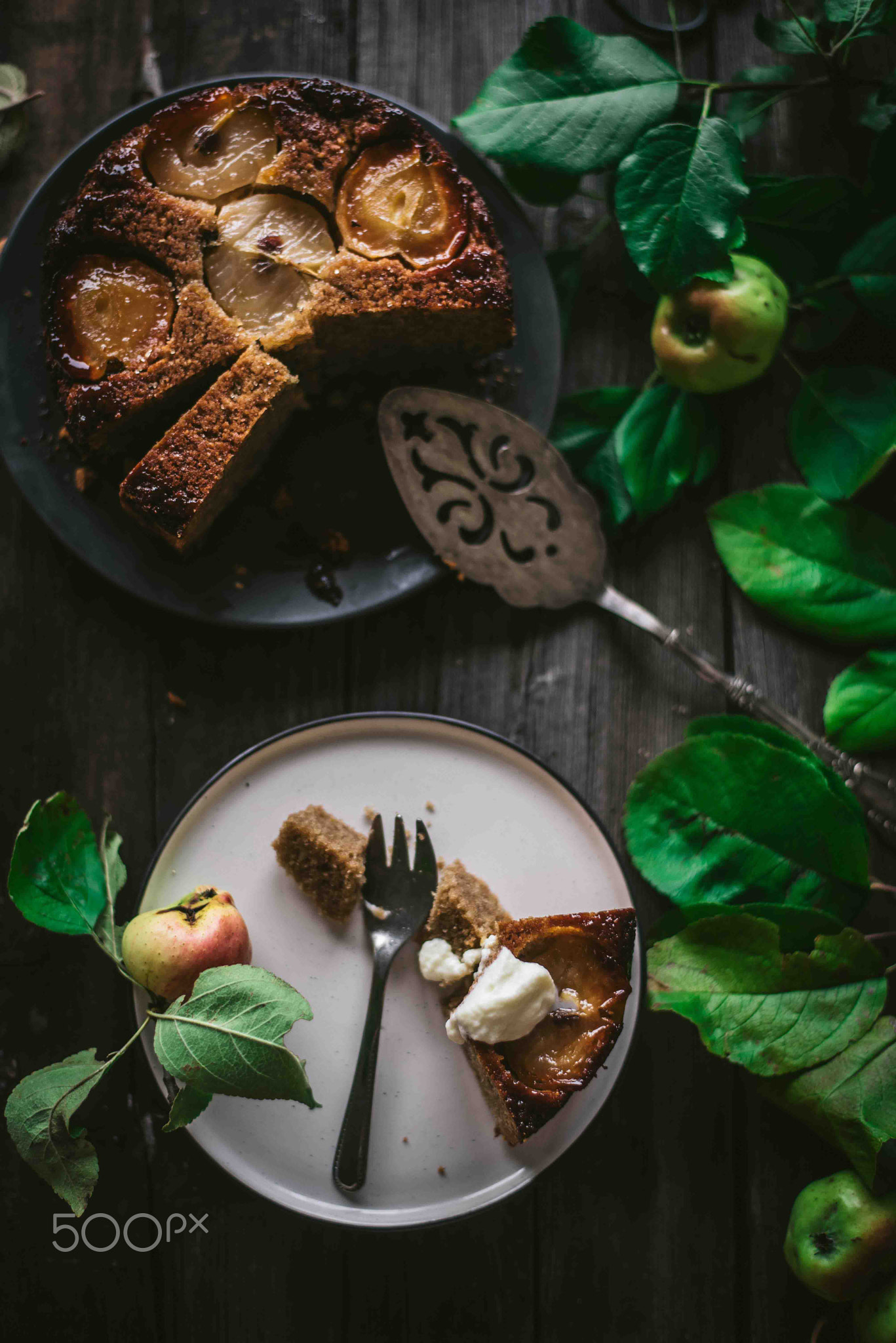 Upside-down apple cake