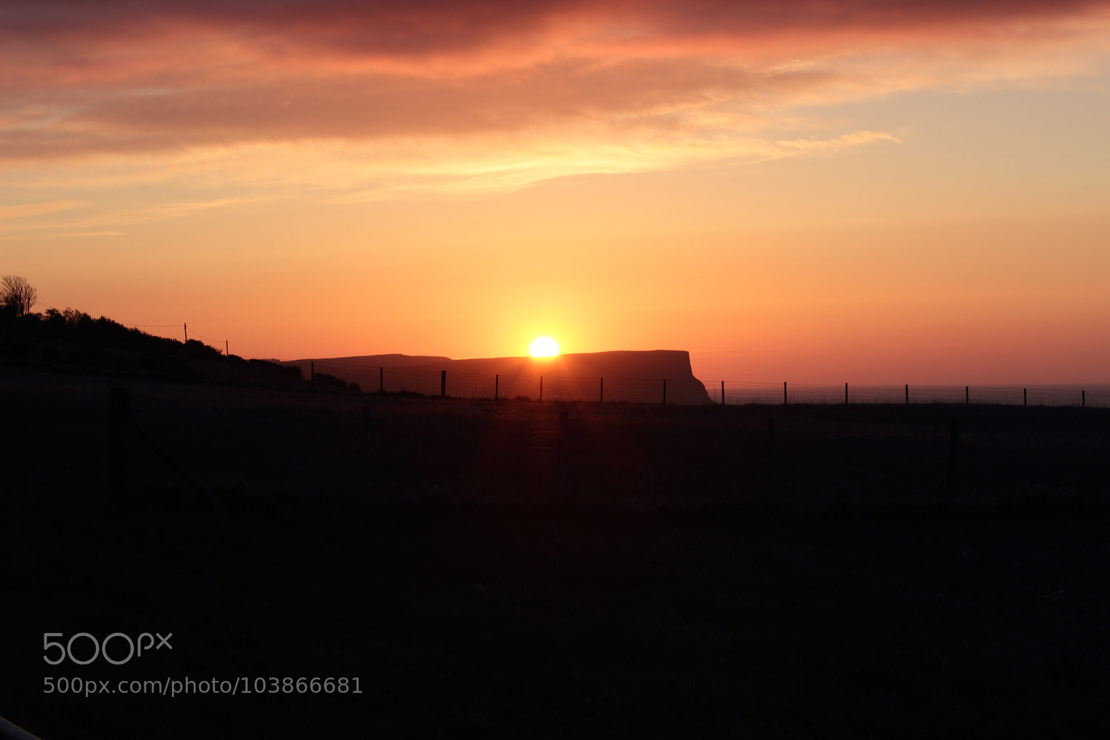 Canon EOS 600D (Rebel EOS T3i / EOS Kiss X5) sample photo. Golden hour at whitepark photography