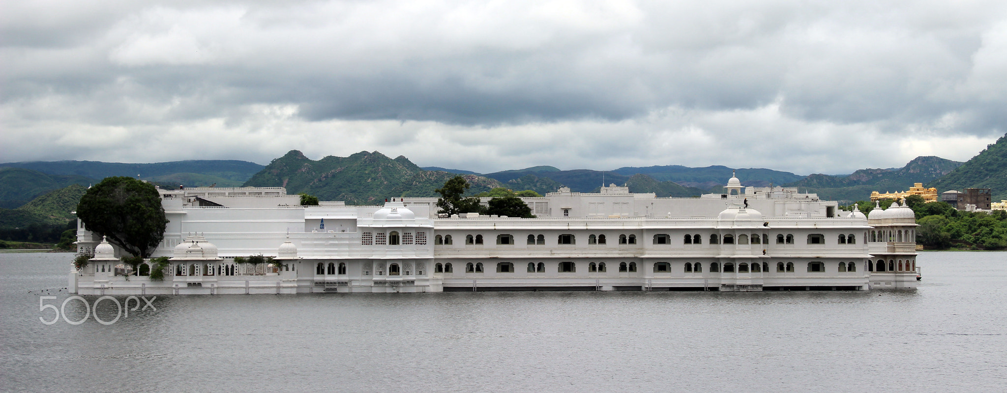 Lake Palace , Udaipur