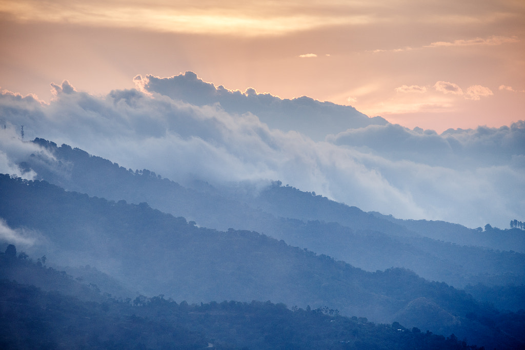 Clouds Avalanche by Roberto Estupinián on 500px.com