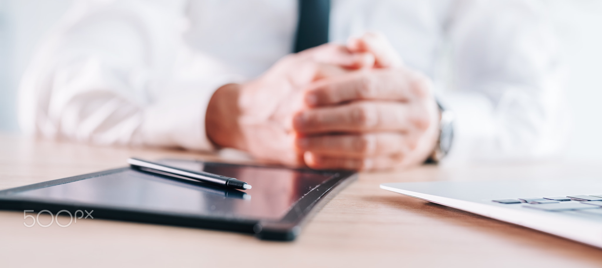 E-signature stylus and pad on business office desk