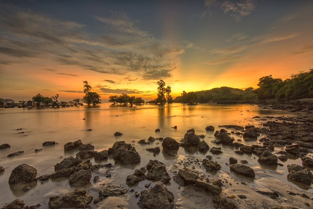 Sunrise at Teluk Awang Beach, East Lombok by Kristianus Setyawan on 500px.com