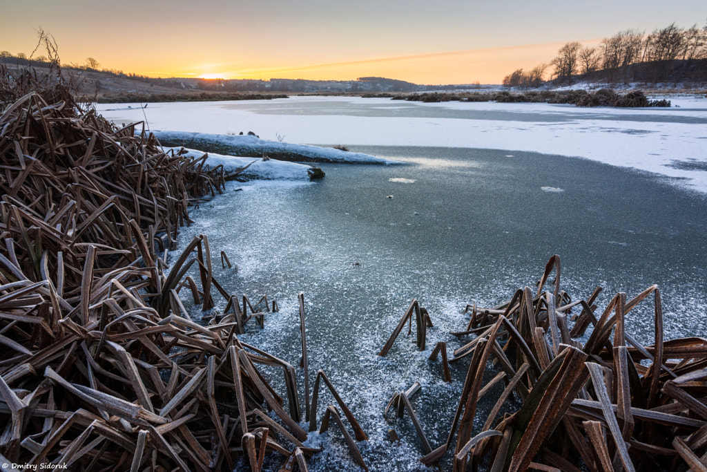 Frozen lake by Dmitry Sidoruk on 500px.com