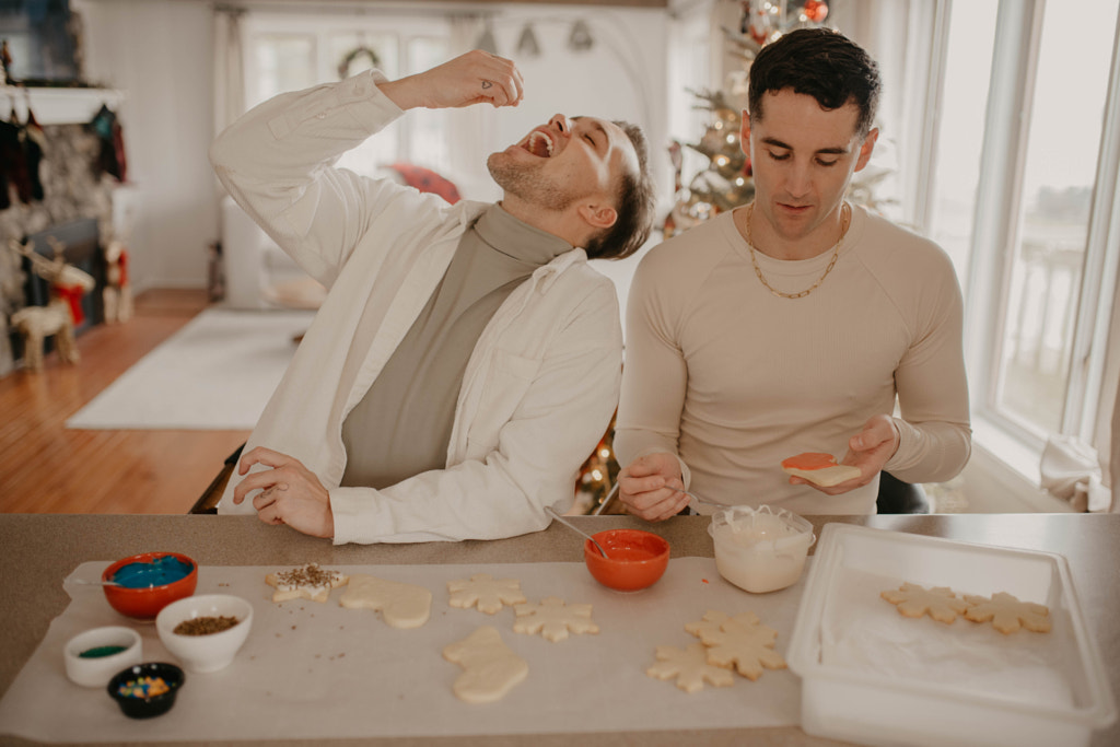 Couple Decorating cookies on Christmas by Kyle Kuhlman on 500px.com