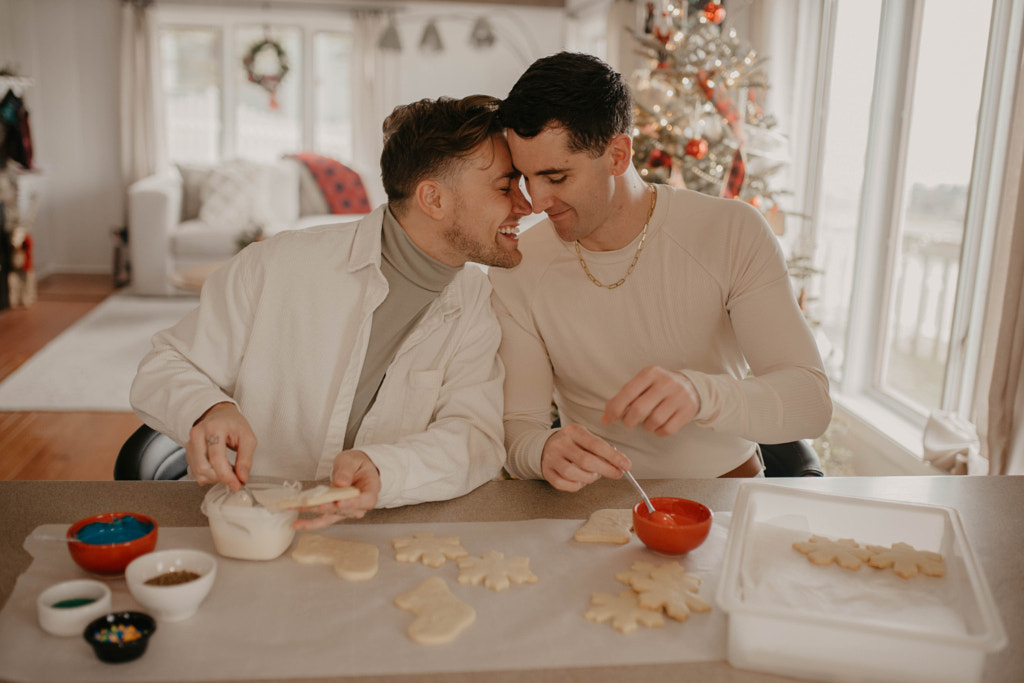 Couple Decorating cookies on Christmas by Kyle Kuhlman on 500px.com