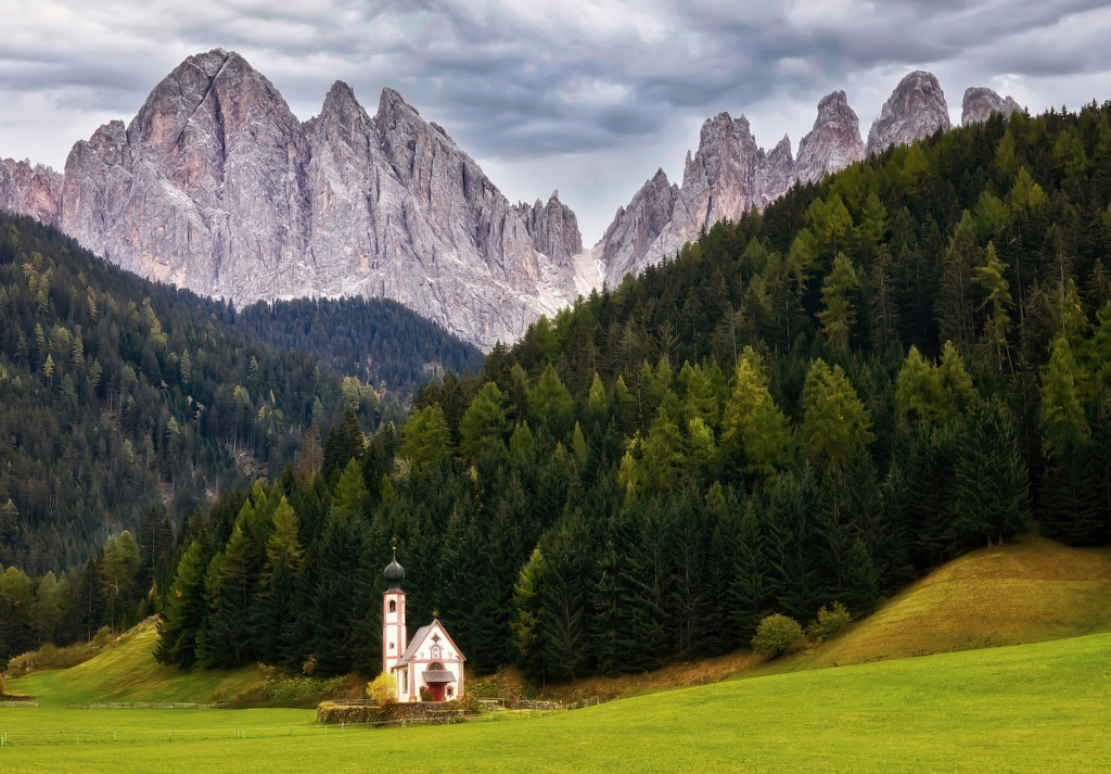 Kirche St. Johann in Ranui by Ulrich Greger / 500px