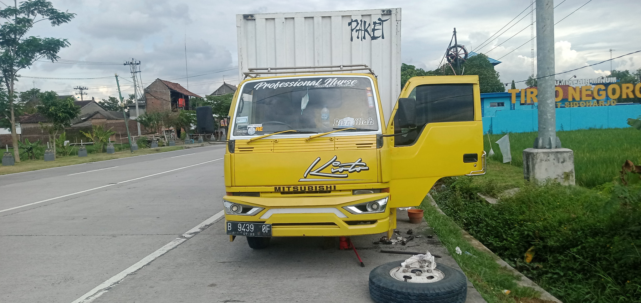 Truk box mbois