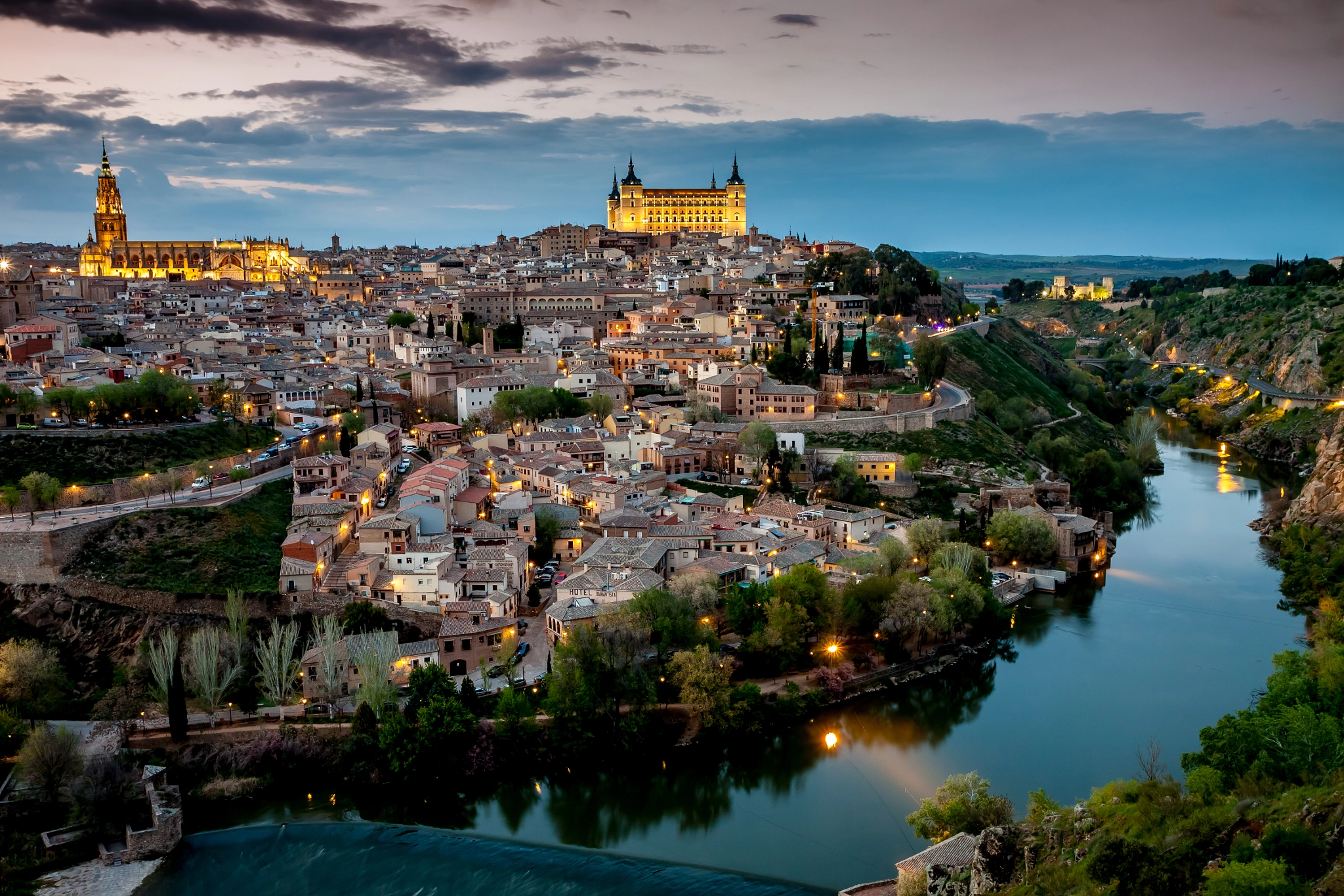 Toledo general view at sunset by Javier Abad - Photo 104686165 / 500px