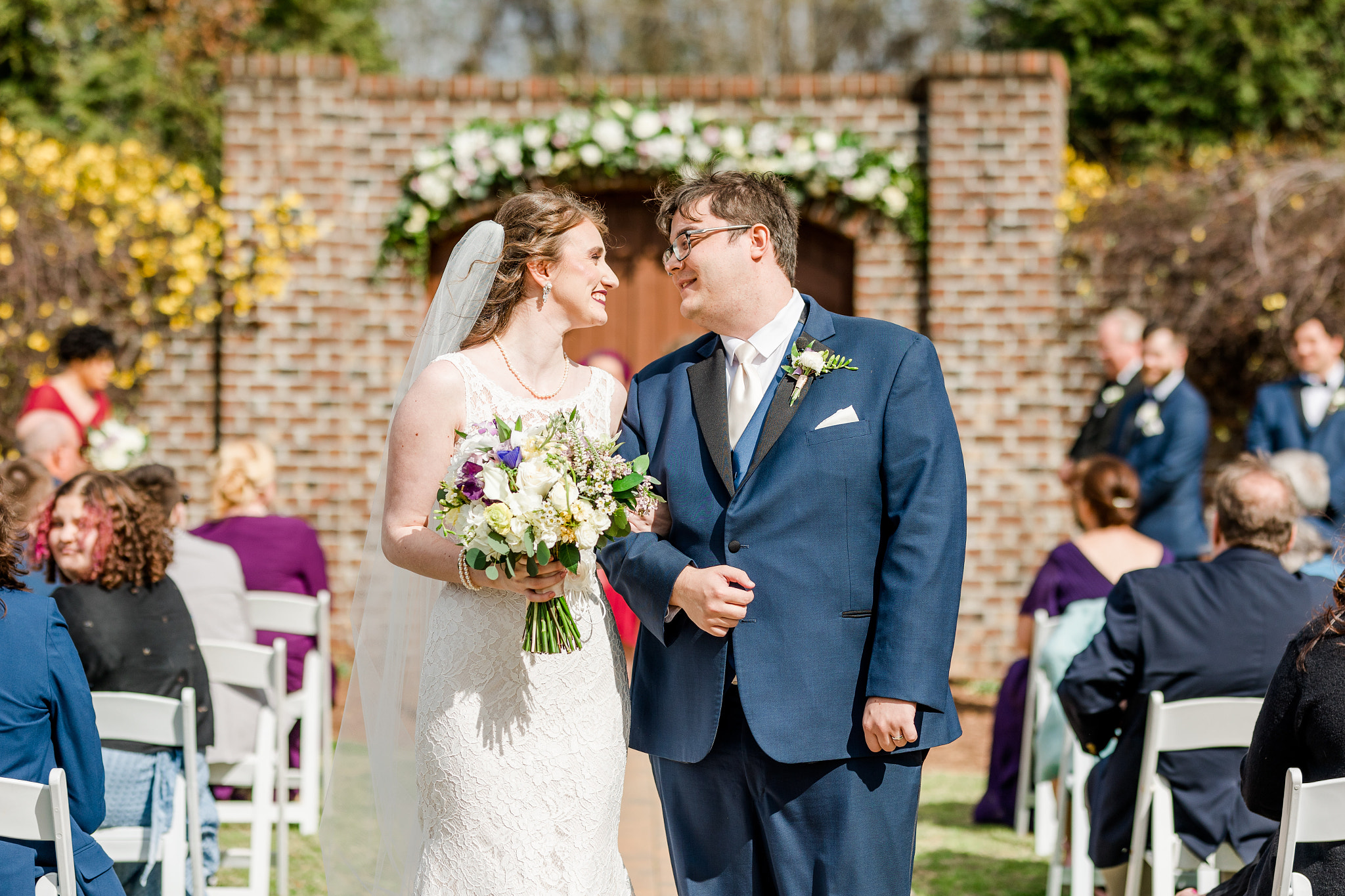 Spring Wedding at the Oaks at Salem