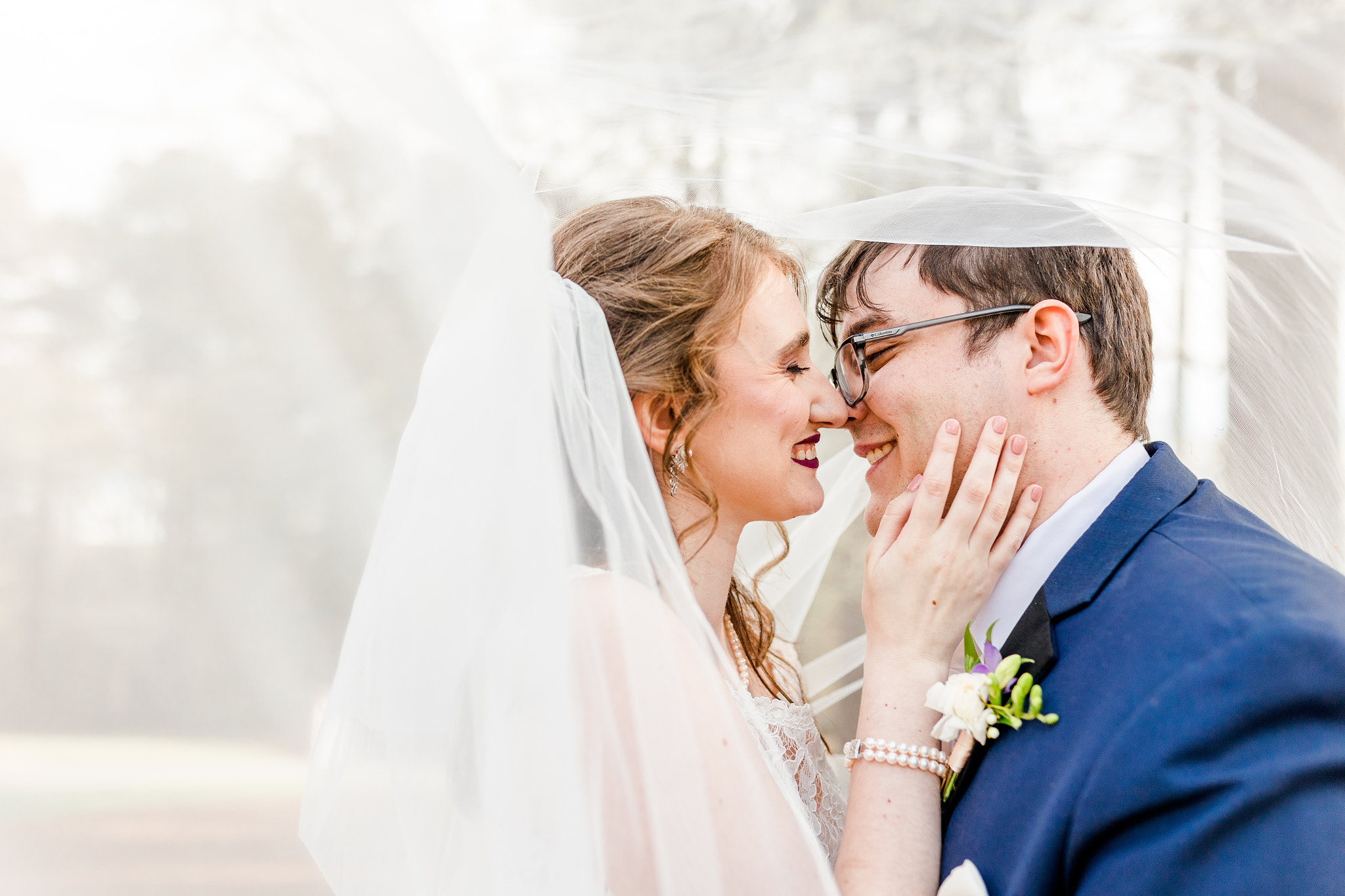 Spring Wedding at the Oaks at Salem