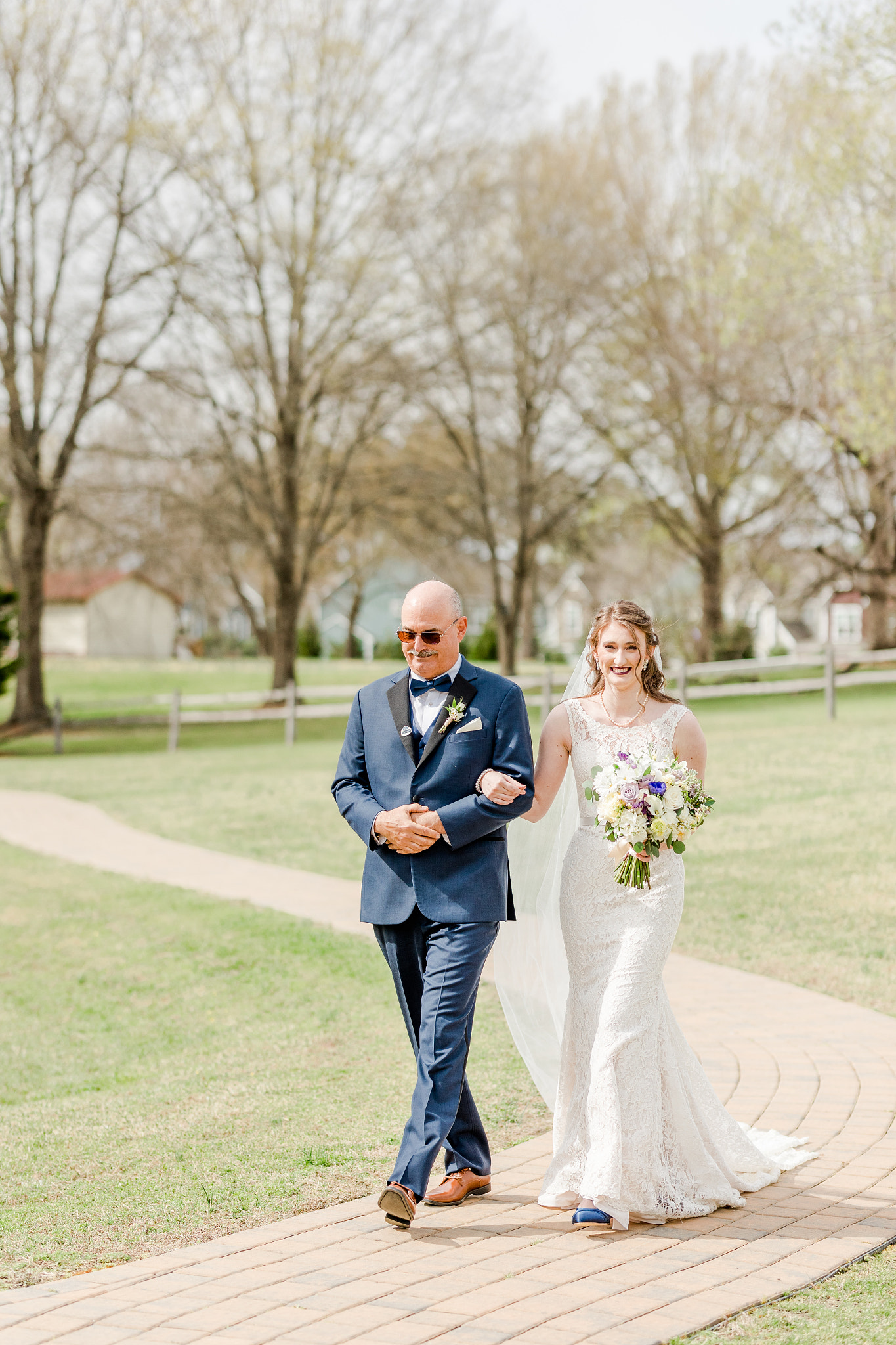 Spring Wedding at the Oaks at Salem