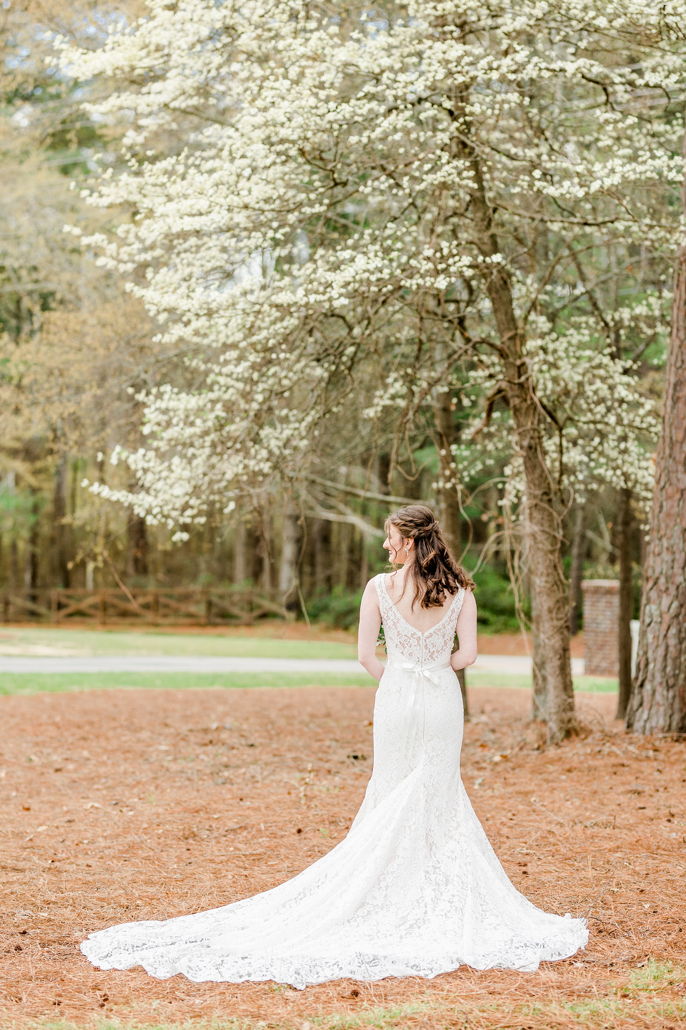 Spring Wedding at the Oaks at Salem