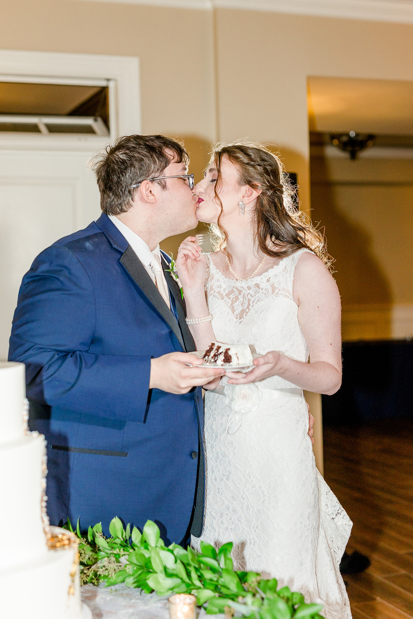 Spring Wedding at the Oaks at Salem