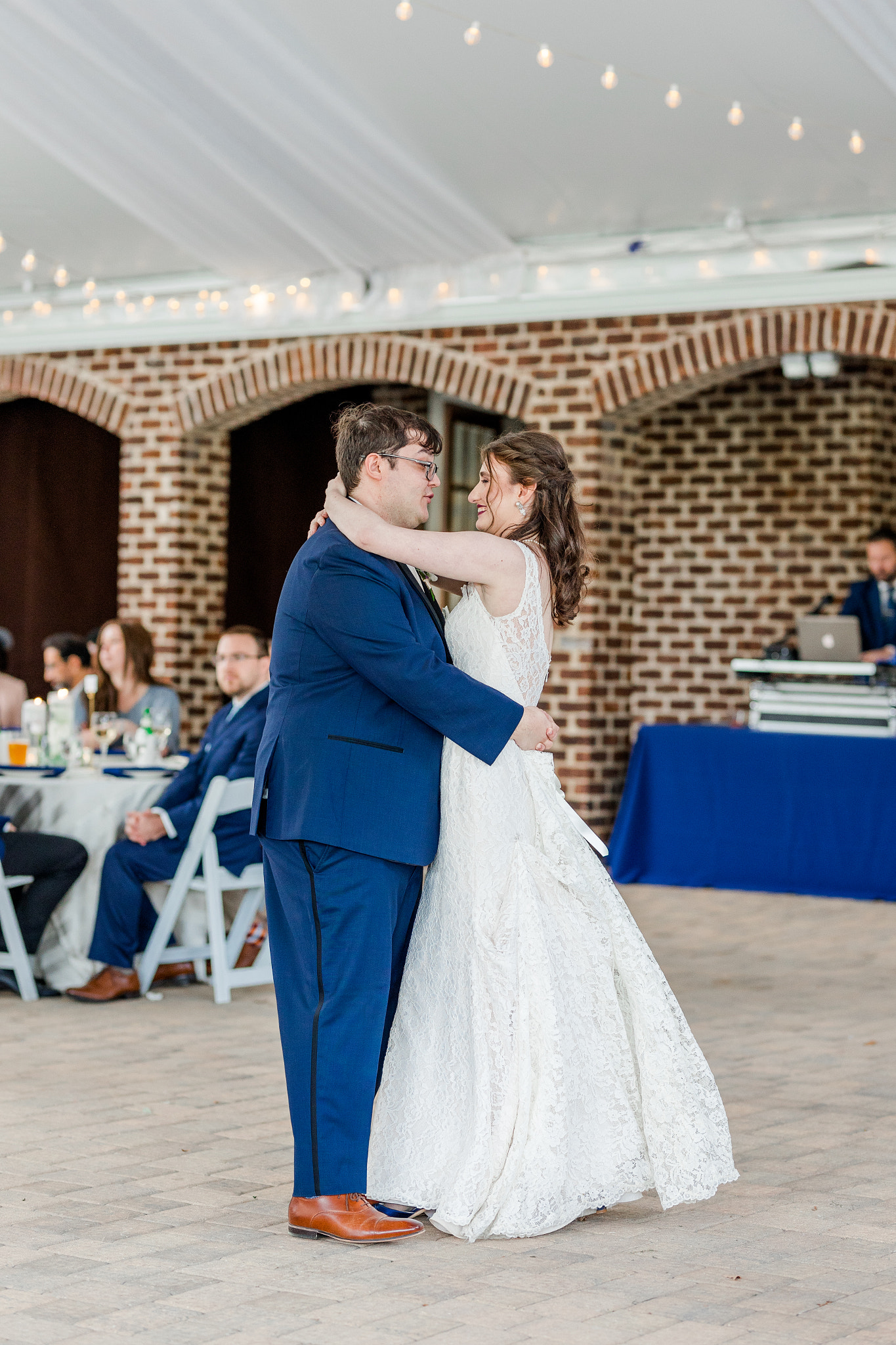 Spring Wedding at the Oaks at Salem