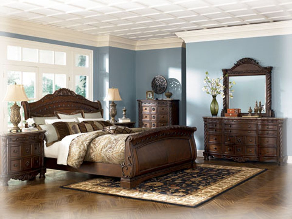 North Shore Bedroom Set
