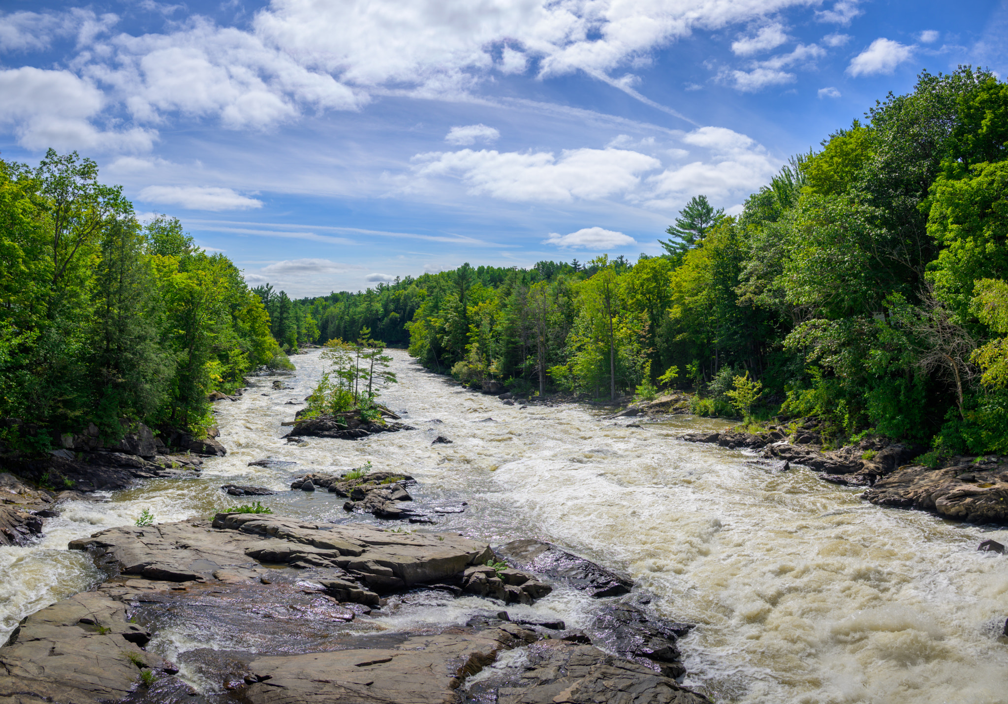 Riviere de la Petite Nation by Yizhou Jiang / 500px