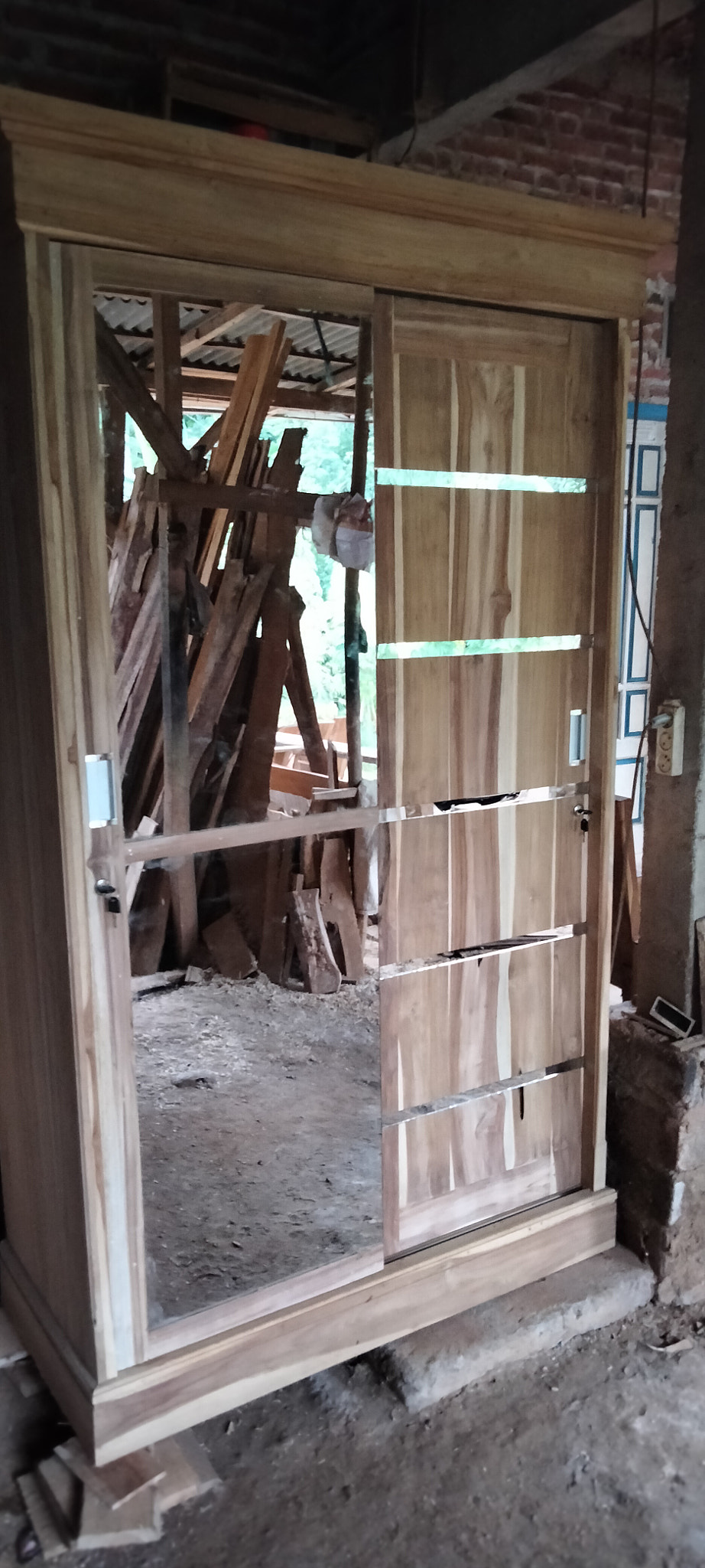 2 sliding door wardrobe