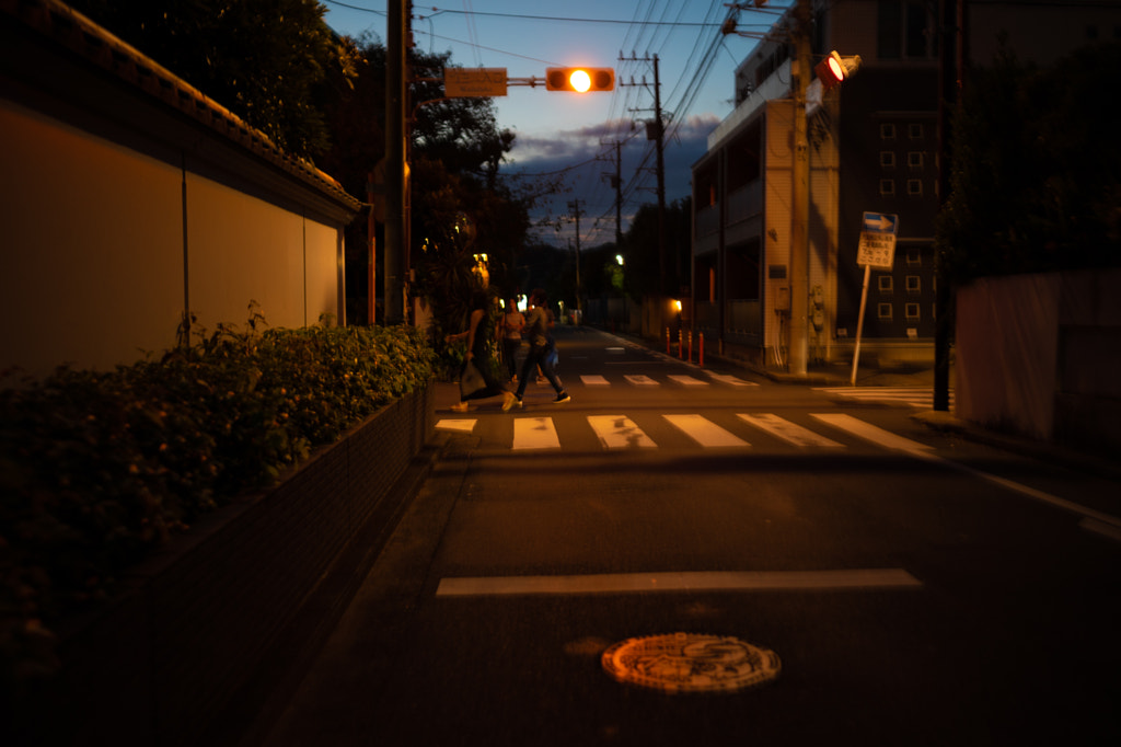 暗闇になる前に海へ by makoto tsuyuki on 500px.com
