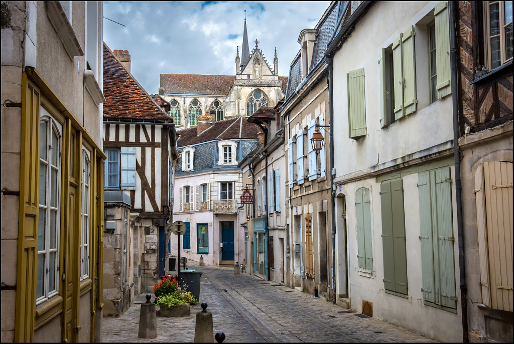 Auxerre, French Architectural Styles In Rue Cochois By Enrico Farina 