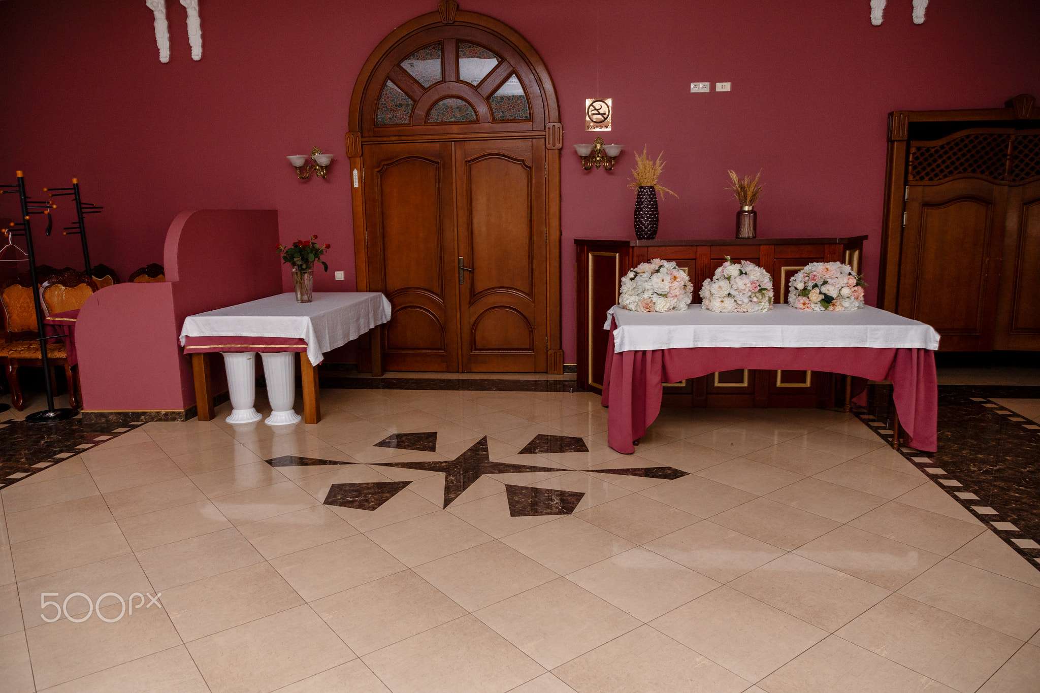 Tank process milk powder cellar at the with vertical support