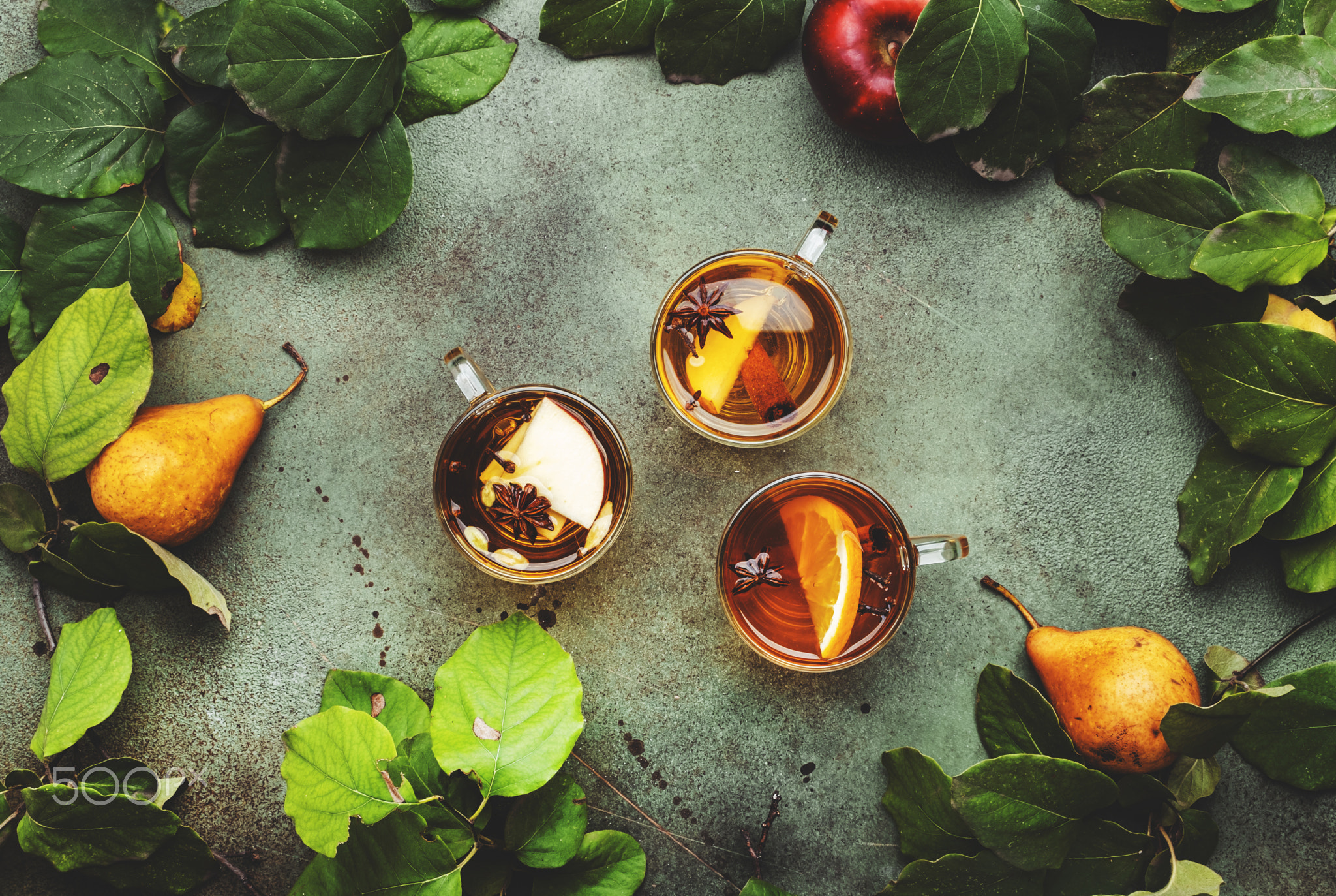 Mulled Cider glass cups: apple, pear and orange flavored hot cider