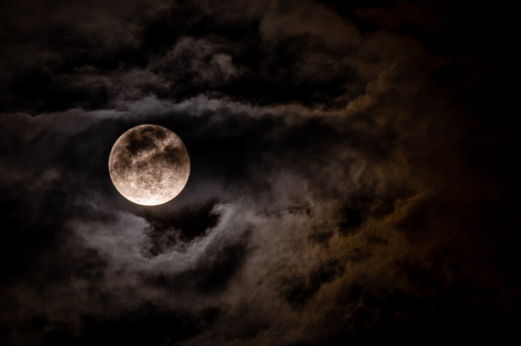 Berbagai macam gerhana bulan by Hika Hikda Nurul Patihan on 500px.com