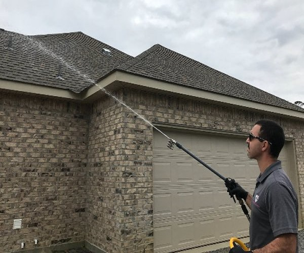 Roof-Cleaning-Service-In-Baton-Rouge-LA-2