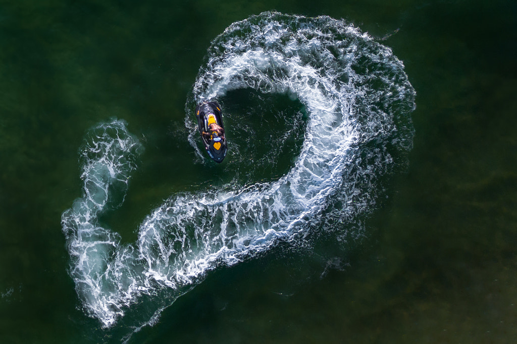 Éclaboussure d'eau en hors-bord par Shah Jaman sur 500px.com