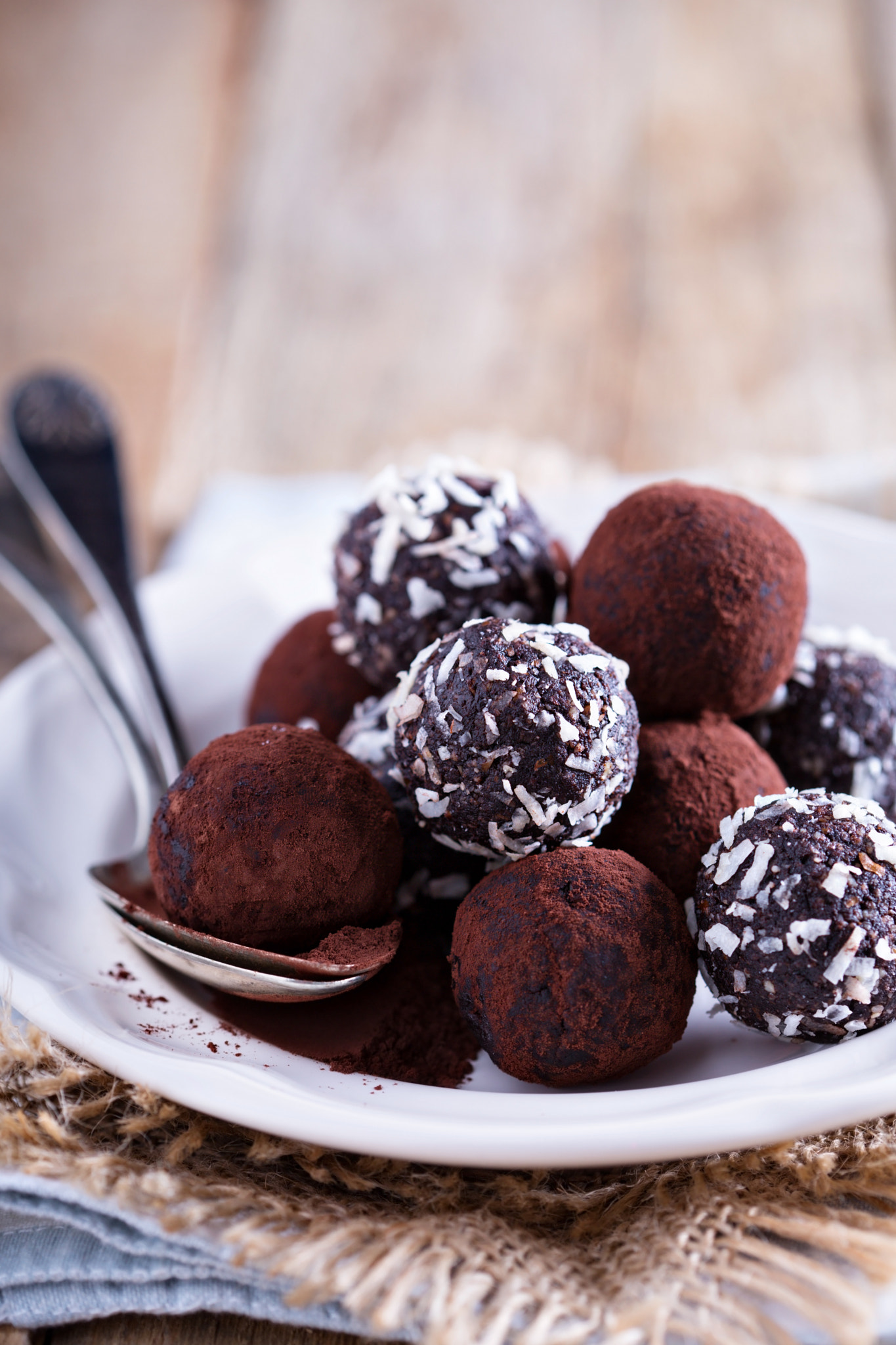 Healthy chocolate truffles