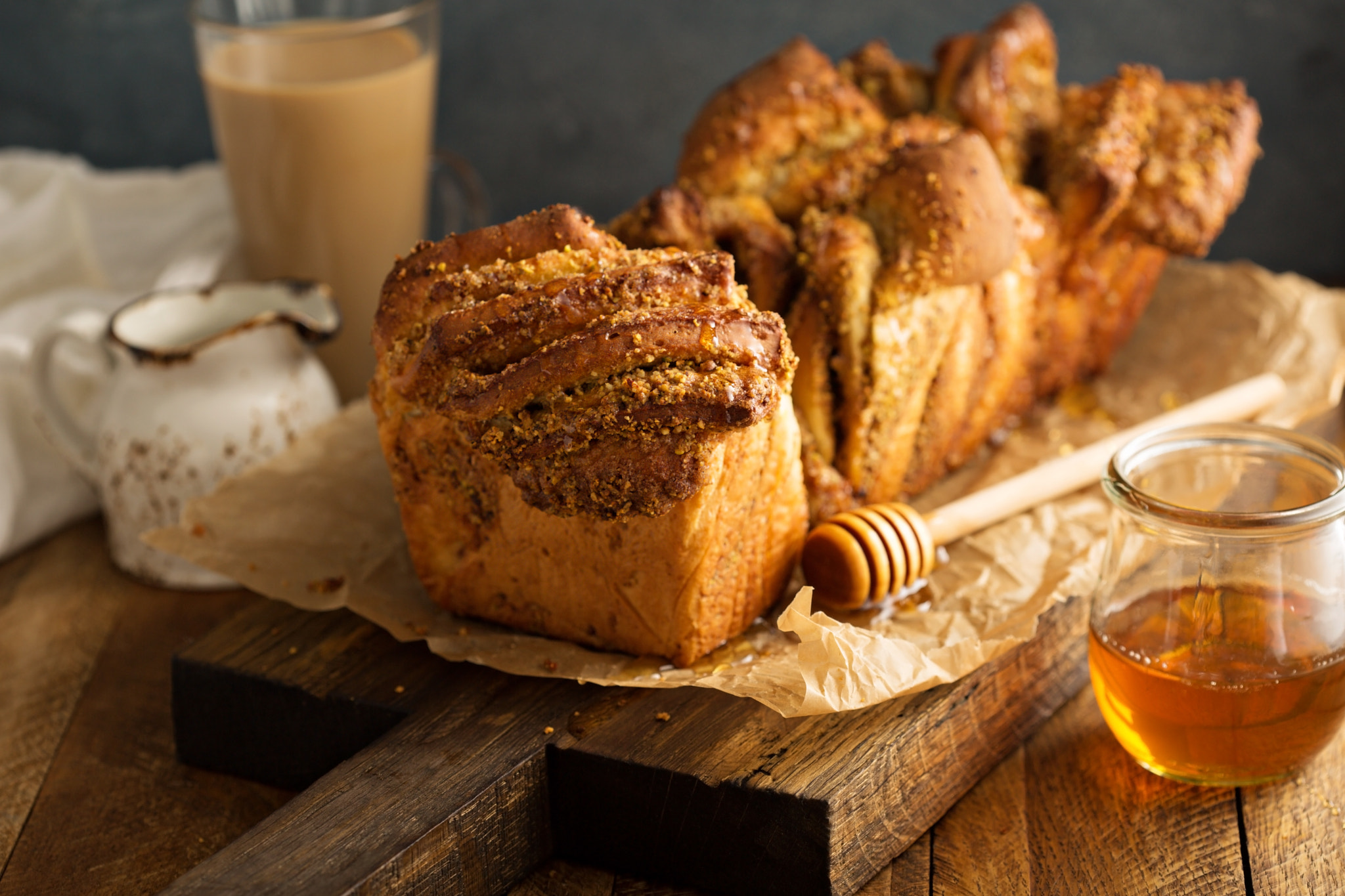 Honey and nuts pull-apart bread