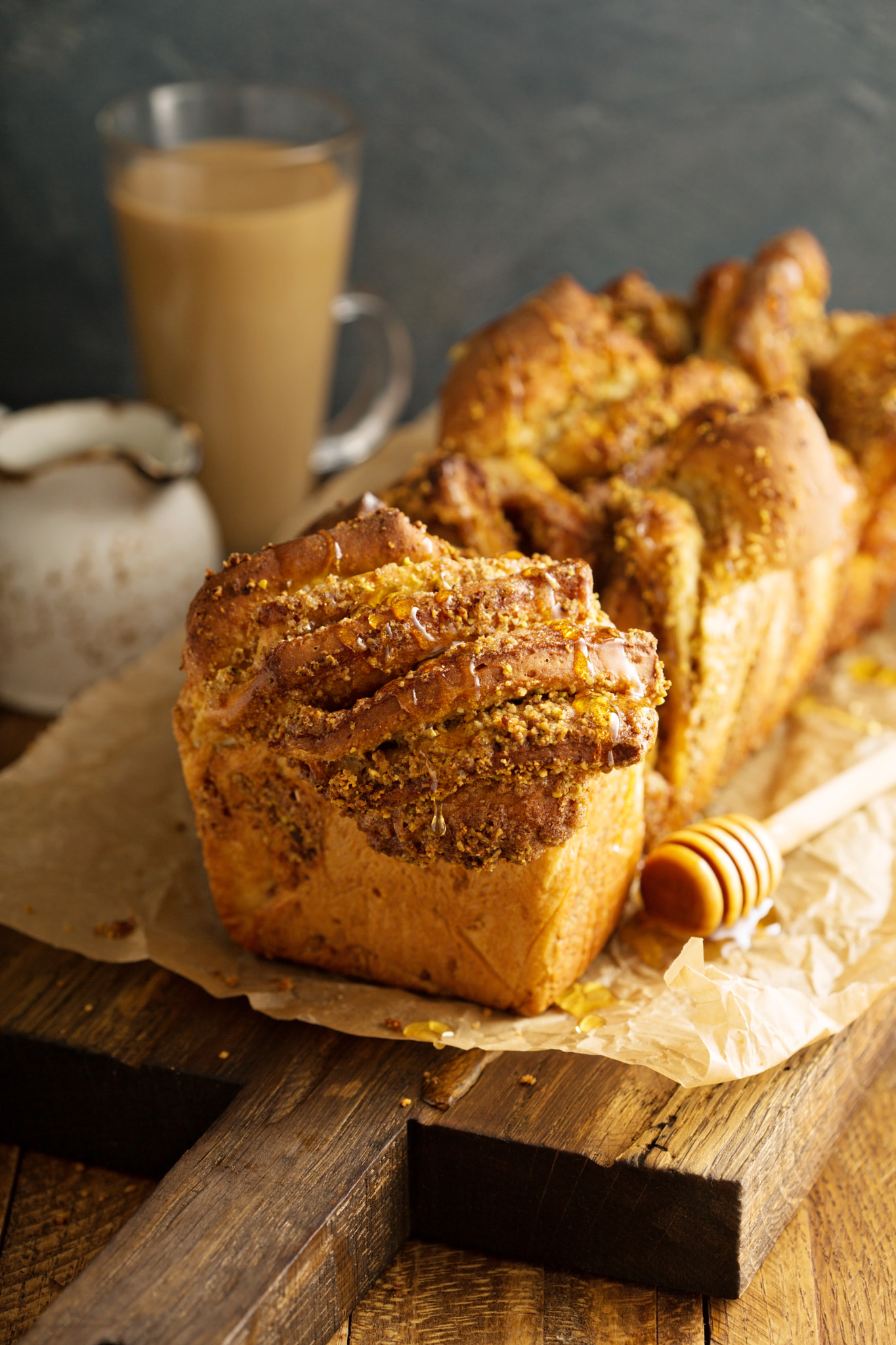 Honey and nuts pull-apart bread