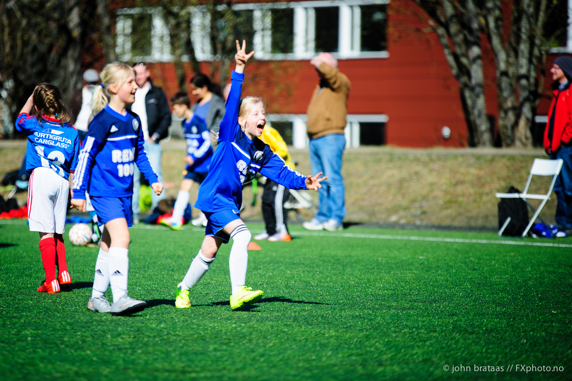 Sigma 70-200mm F2.8 EX DG OS HSM sample photo. Oppsal if fotball j2006 rød - vålerenga fb j06 kløverenga photography