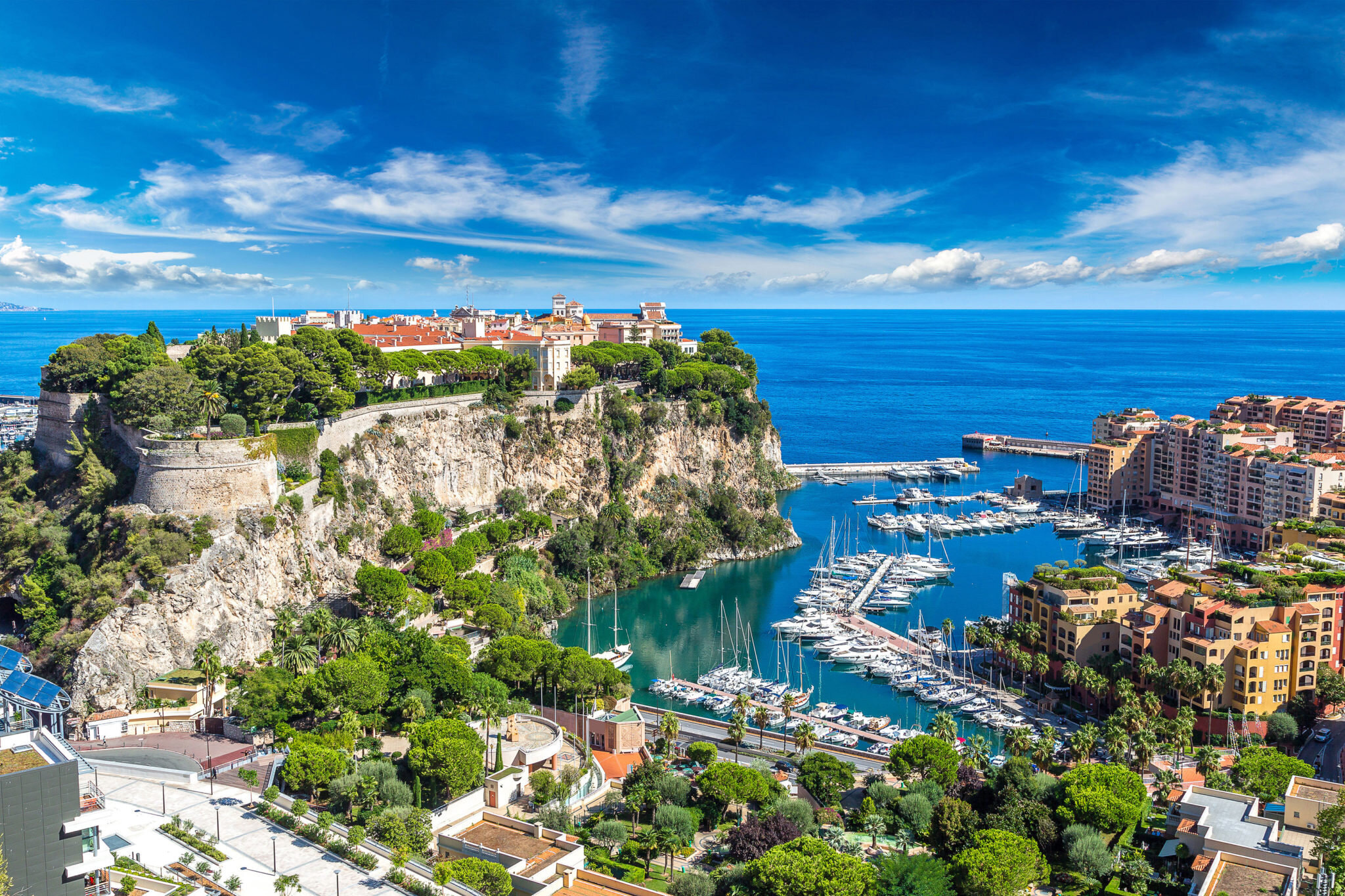 Private Luxury Yacht Charter