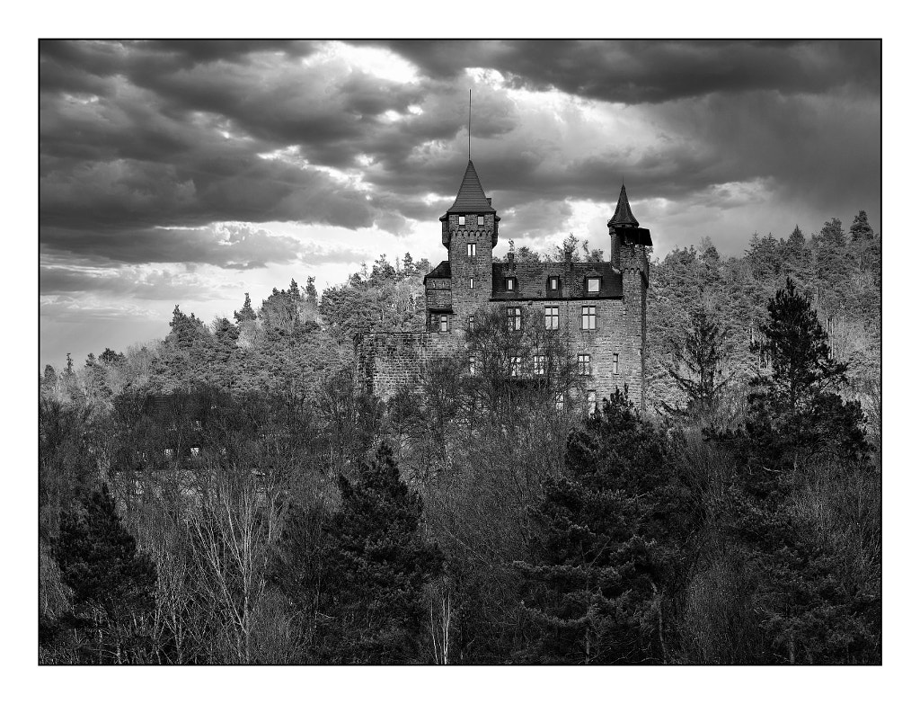 Castle Berwartstein by Stefan Bildhäuser / 500px