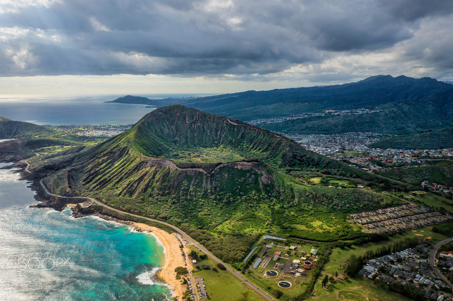 Koko Crater by Warren Ishii / 500px