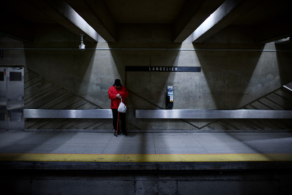 Red. by charles  lafrance on 500px.com