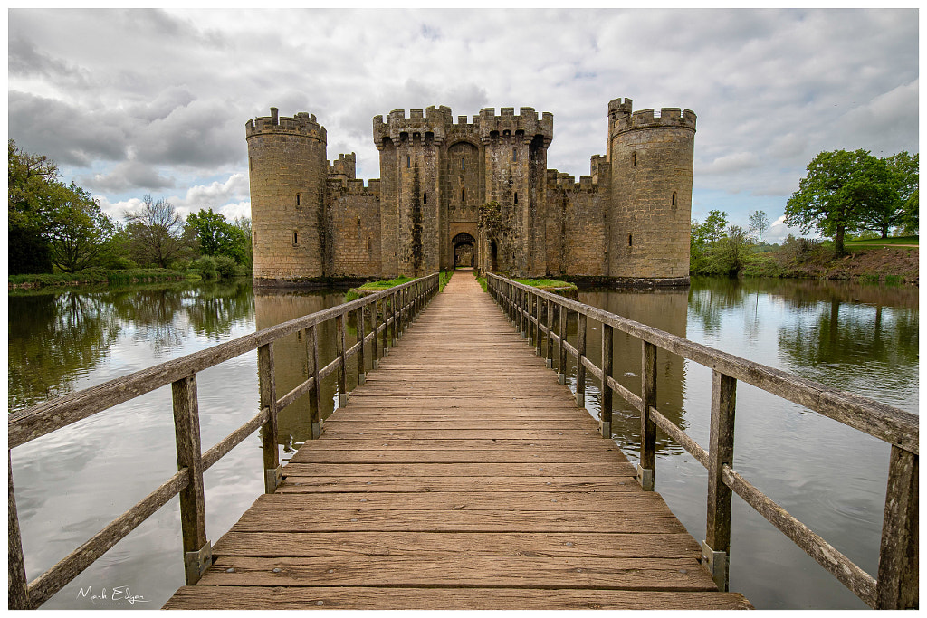 Bodiam Castle by Mark Edgar / 500px