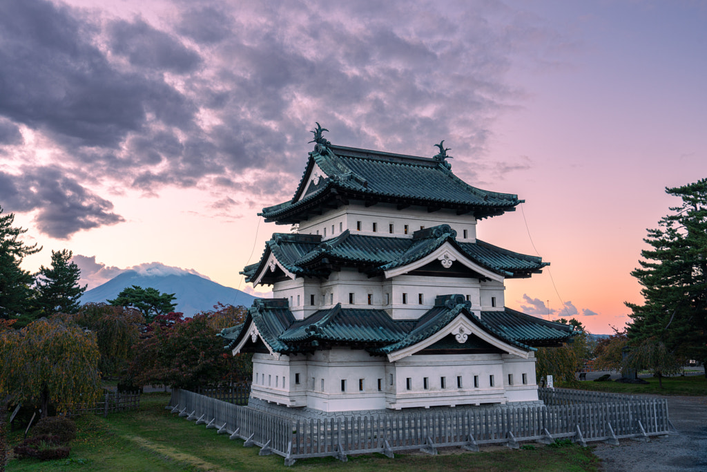 弘前城(ひろさきじょう, Hirosaki Castle) by Rex Chang / 500px
