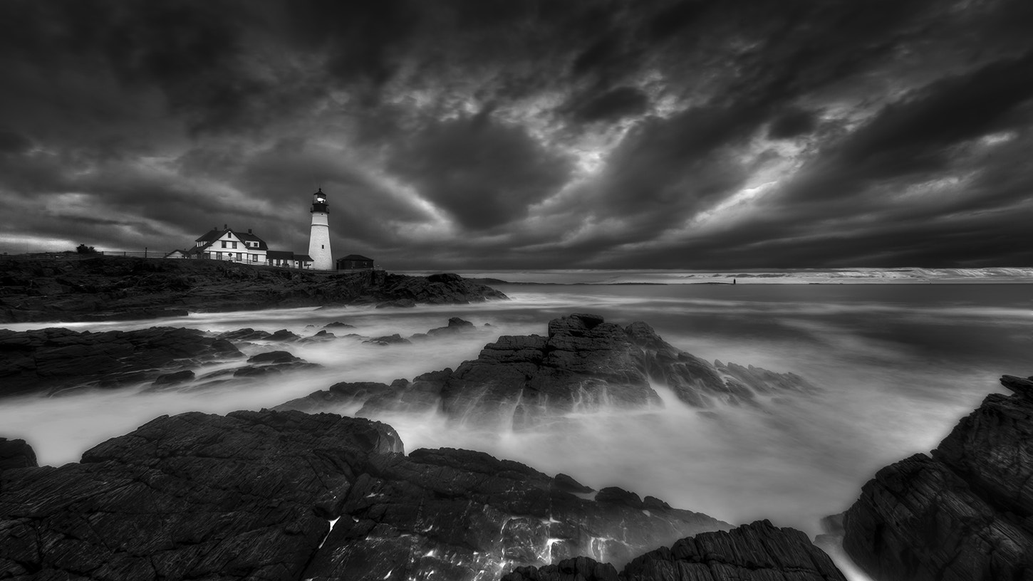 Portland Head Storm by Edward Reese / 500px