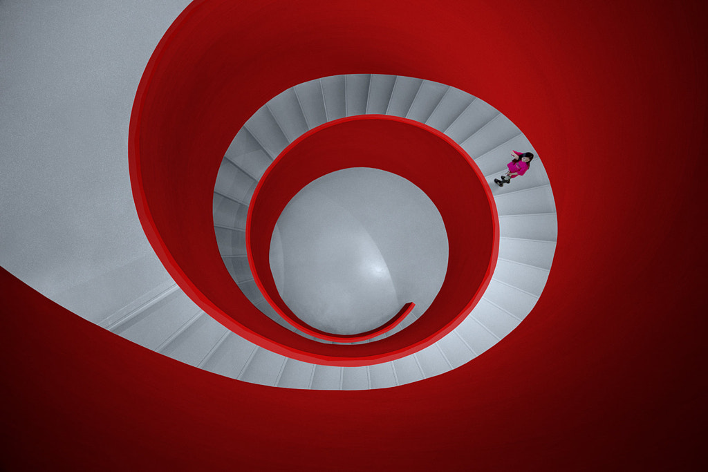 红色背景下的热气球 by 宫城飞雪 on 500px.com