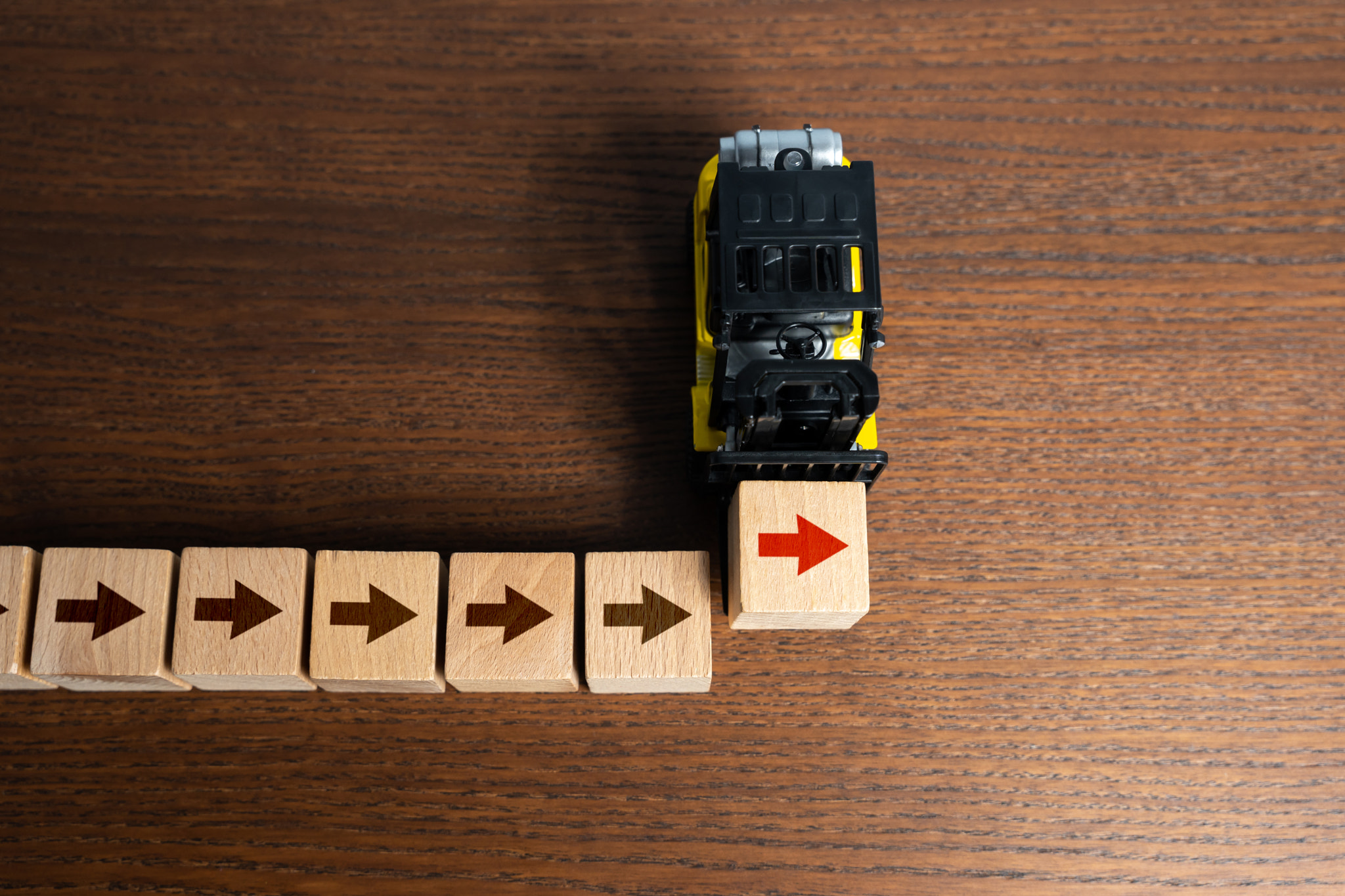 Forklift truck build workflow. Pave the way with arrows. Make way forward.