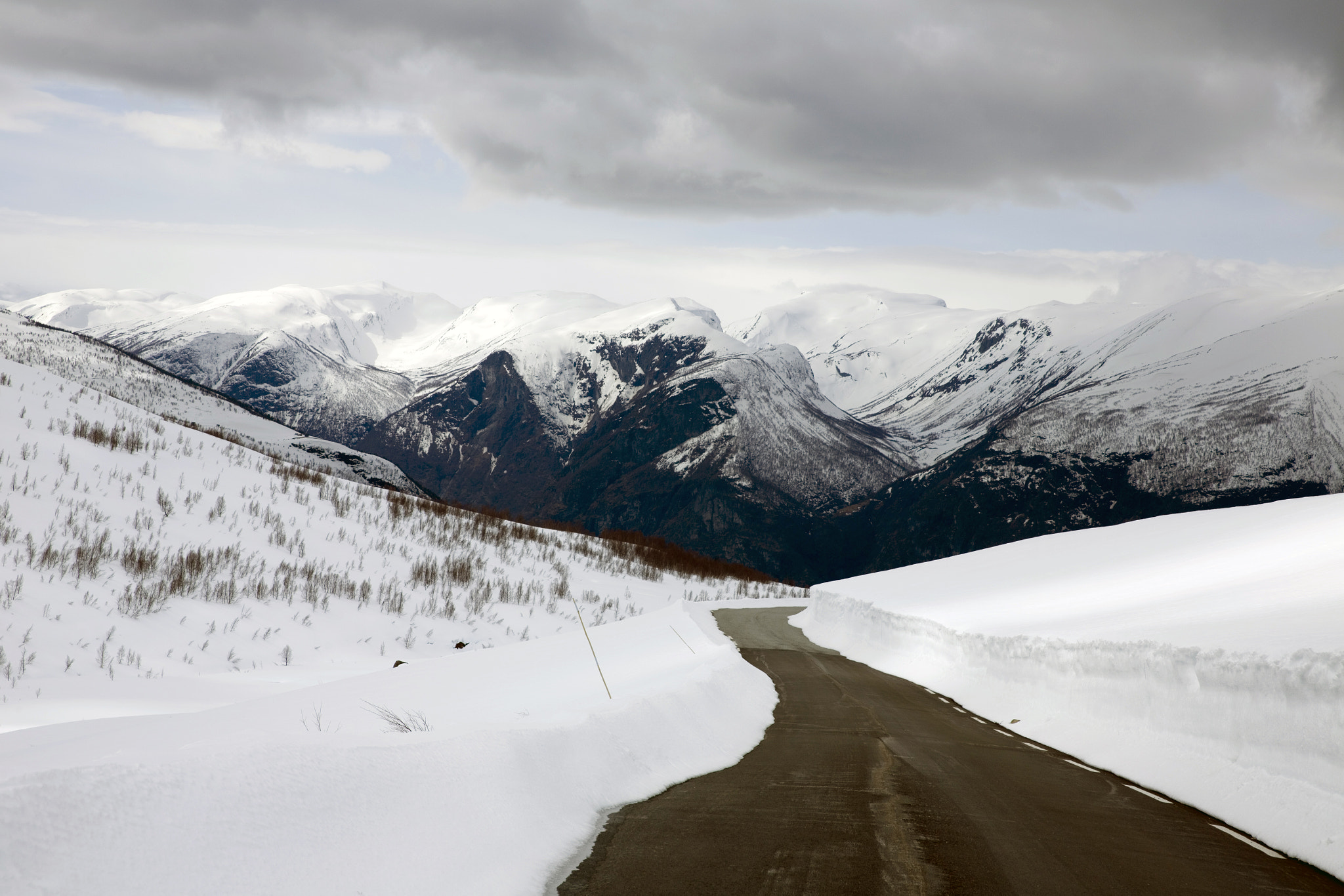 norway - snow road