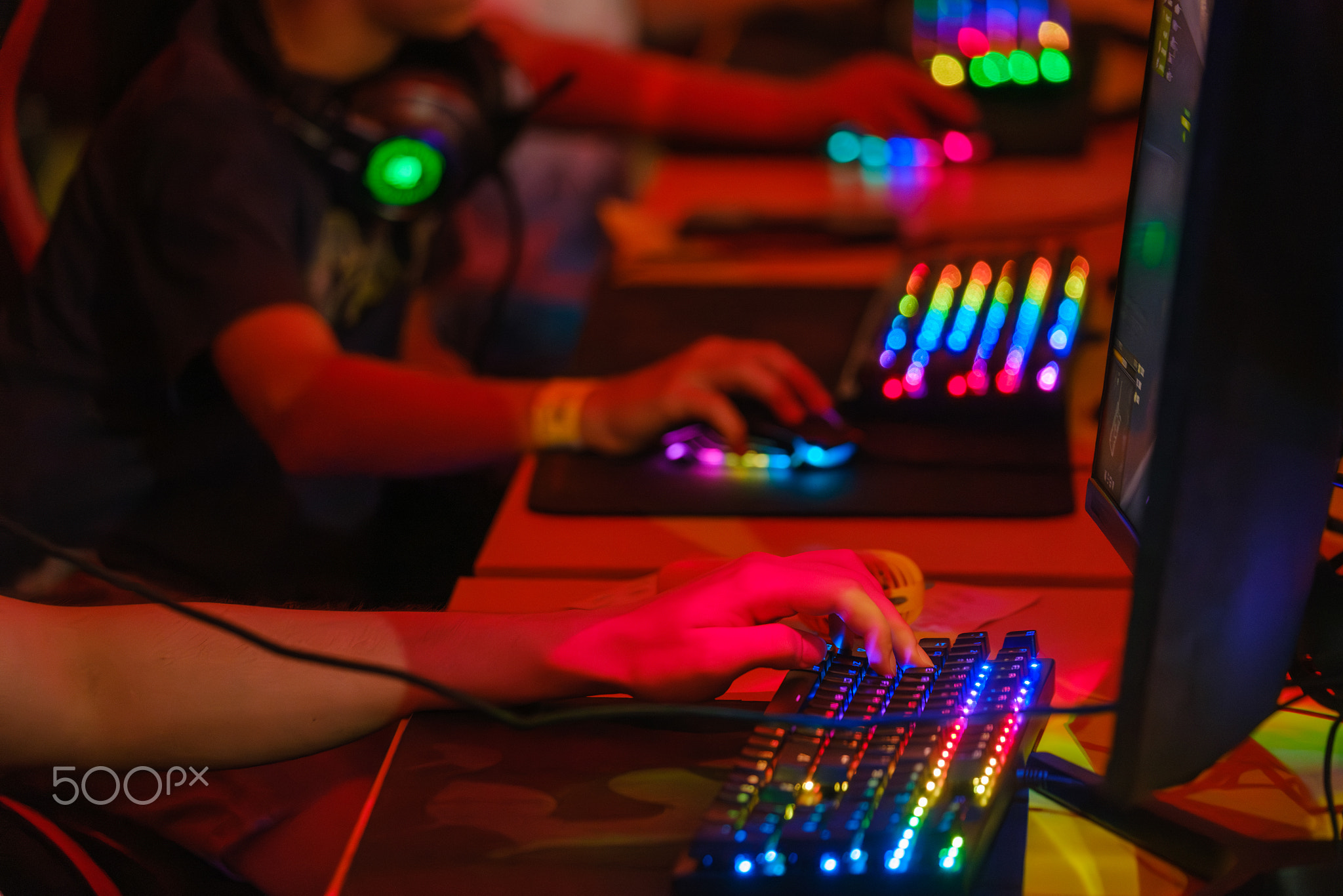 Gamers participating with team in eSport tournament