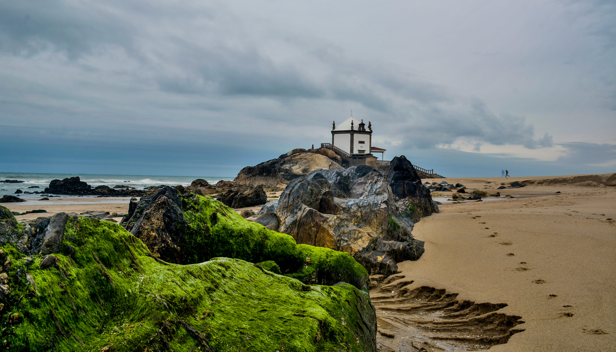 Senhor da Pedra by Miguel Gonçalves / 500px