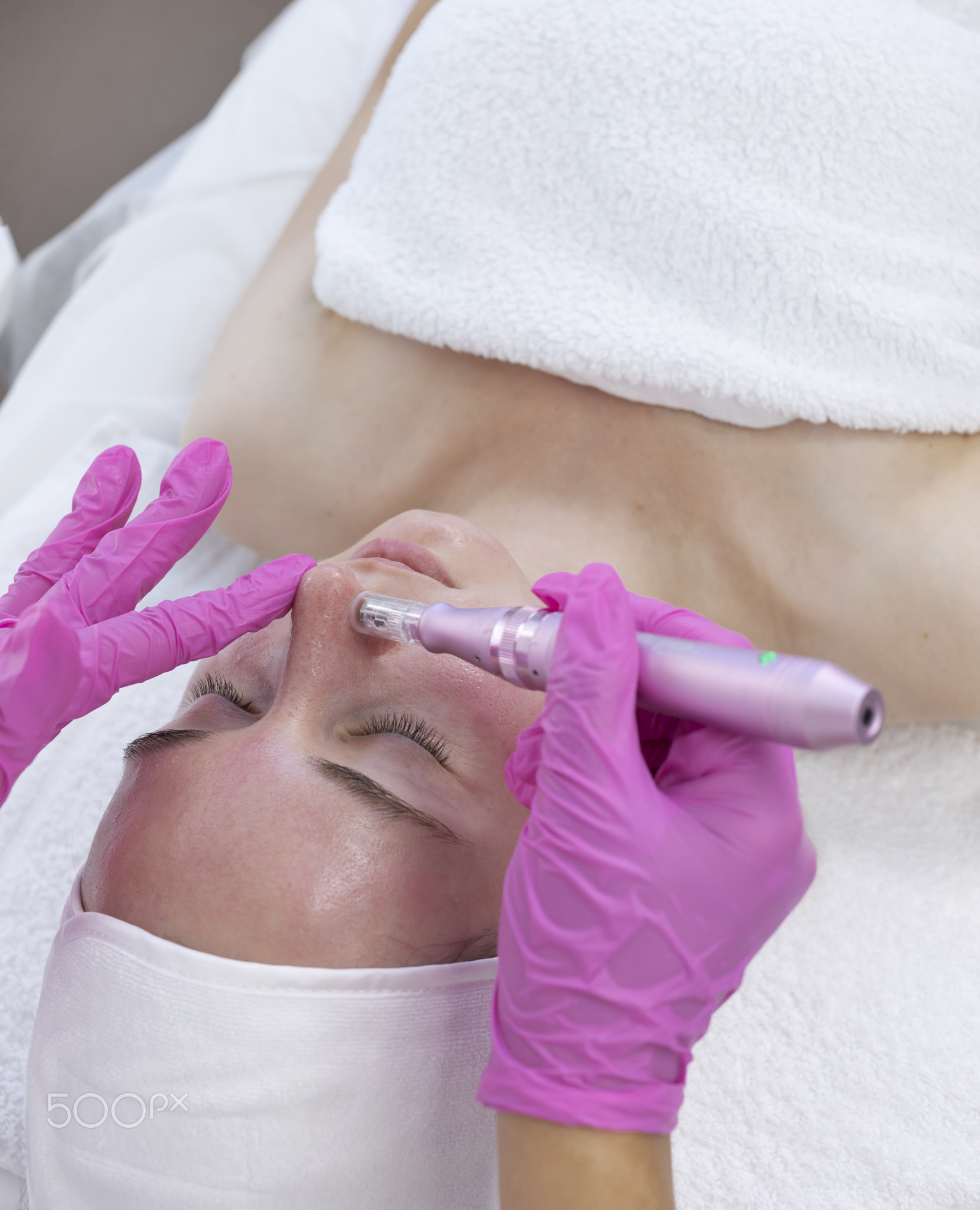 Closeup Aesthetician Making Mesotherapy Injection With Dermapen On